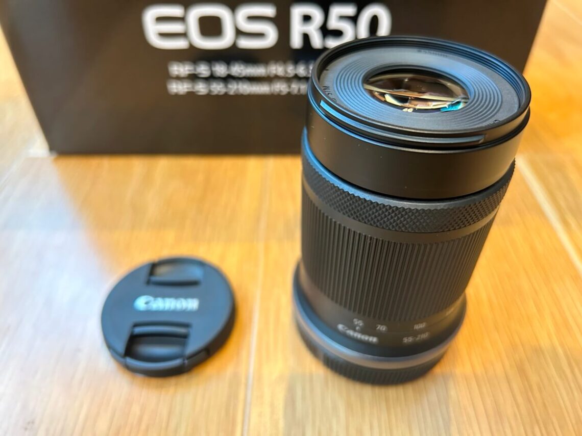 Canon EOS R50のズームレンズ（RF-S55-210mm F5-7.1 IS STM）